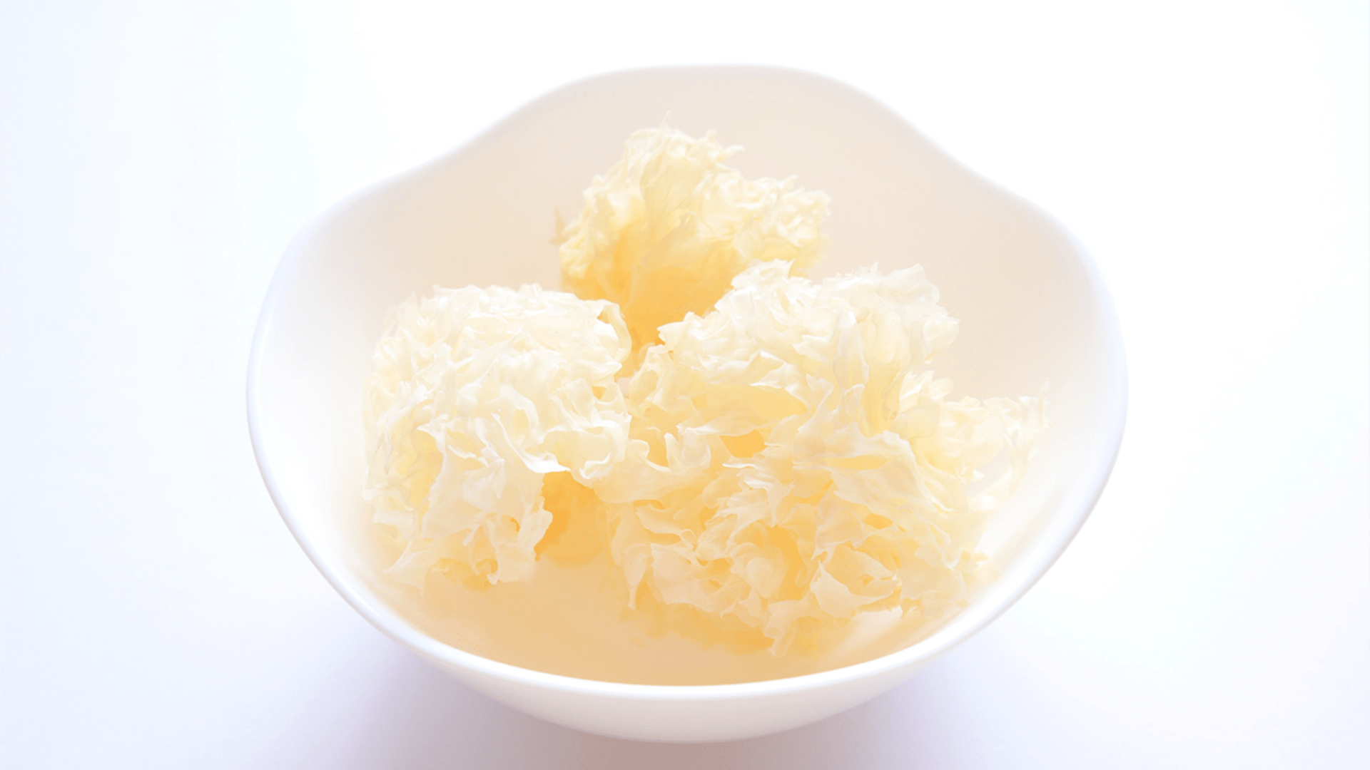 フィトコラーゲンとは?植物由来コラーゲンの効果とおすすめスキンケアを紹介