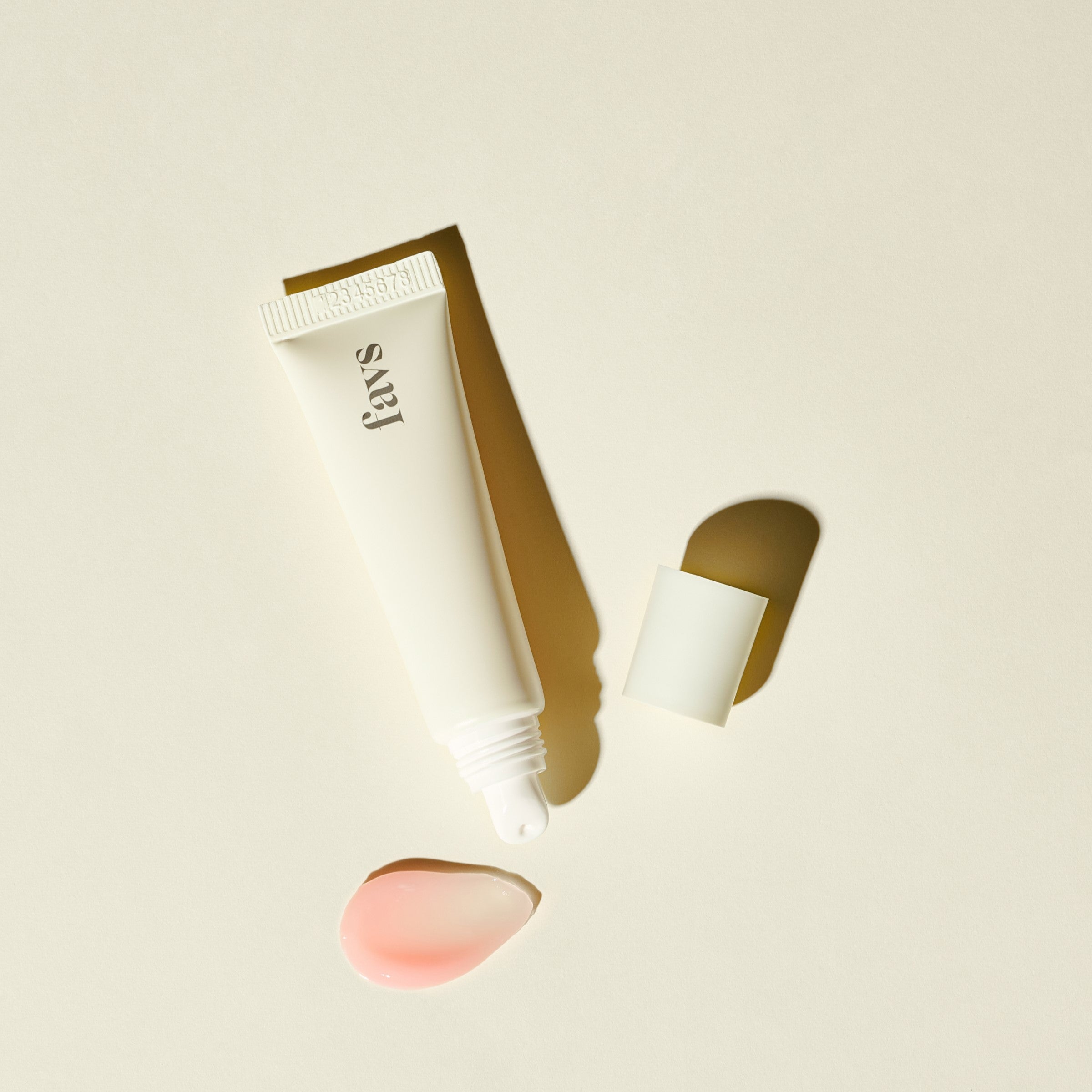 保湿だけではない、スキンケア発想のリップケアを叶える≪≫TREATMENT LIP SERUM≫が登場✨