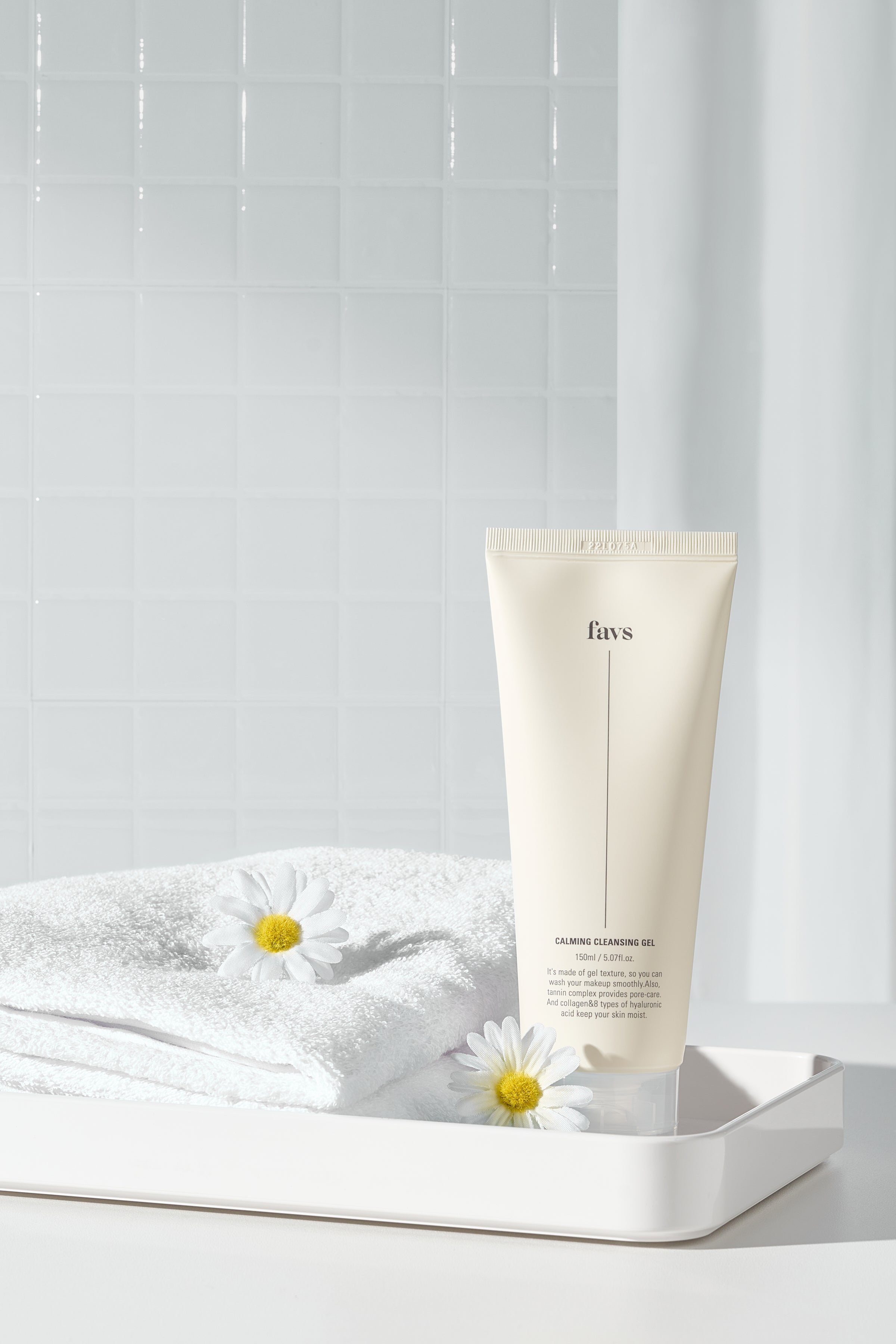 【New in】CALMING CLEANSING GEL